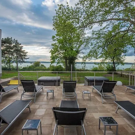 Magaspart Panzio Balatonföldvár