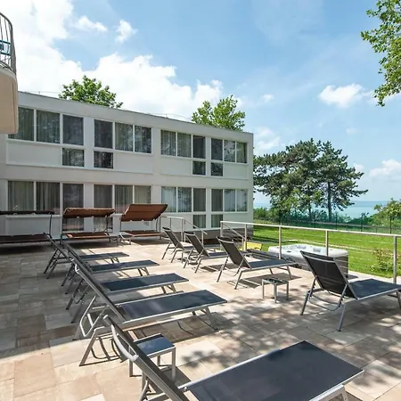 Magaspart Panzio Balatonföldvár