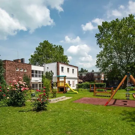 Magaspart Panzio Ξενοδοχείο